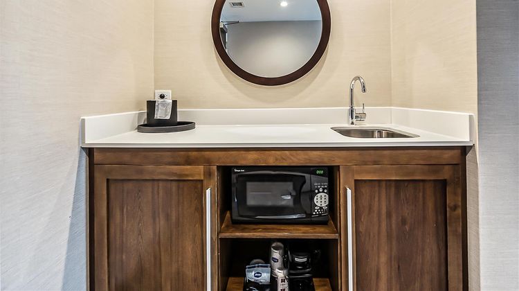 Hampton Inn & Suites Howell Other