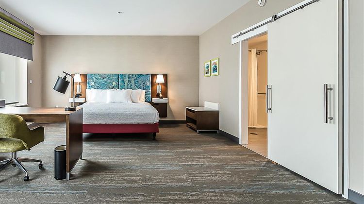 Hampton Inn & Suites Howell Room