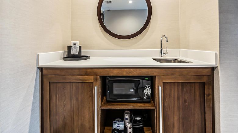 <b>Hampton Inn & Suites Howell Other</b>. Images powered by <a href="https://iceportal.shijigroup.com/" title="IcePortal" target="_blank">IcePortal</a>.