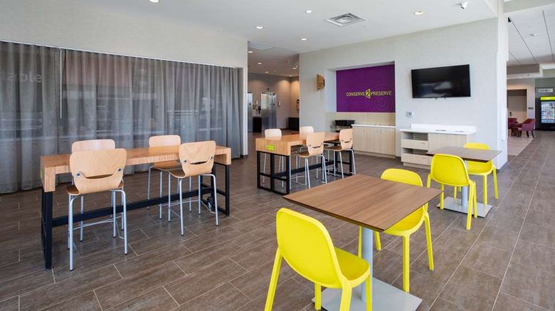 <b>Home2 Suites Omaha UN Medical Ctr Area Lobby</b>. Images powered by <a href="https://iceportal.shijigroup.com/" title="IcePortal" target="_blank">IcePortal</a>.