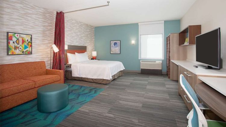 Home2 Suites Omaha UN Medical Ctr Area Room