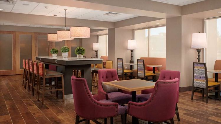 Hampton Inn Sherwood Portland Lobby
