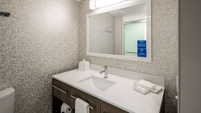 <b>Home2 Suites by Hilton Airport North Room</b>. Images powered by <a href="https://iceportal.shijigroup.com/" title="IcePortal" target="_blank">IcePortal</a>.