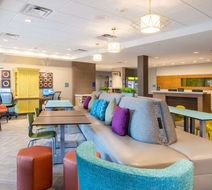 Home2 Suites by Hilton Airport North Lobby