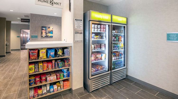 Home2 Suites by Hilton Airport North Restaurant
