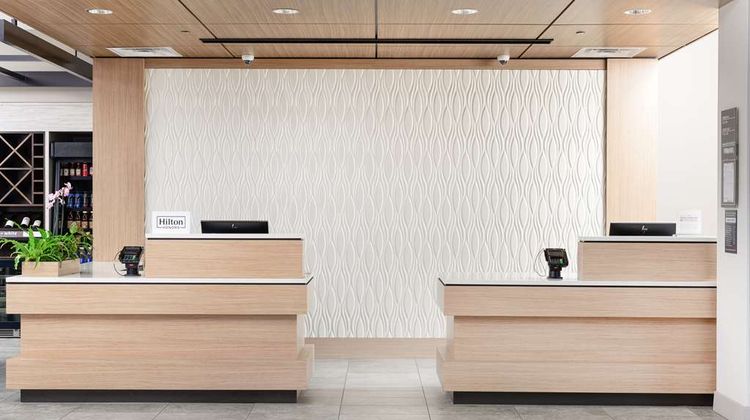 Hilton Garden Inn Knoxville Papermill Lobby