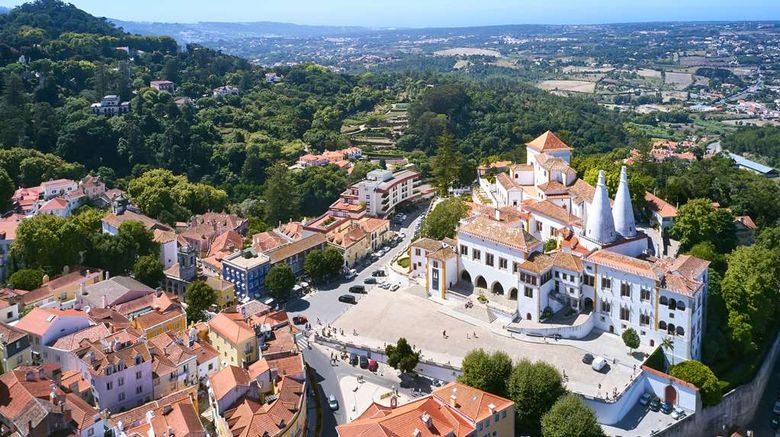 <b>NH Sintra Centro Exterior</b>. Images powered by <a href="https://iceportal.shijigroup.com/" title="IcePortal" target="_blank">IcePortal</a>.