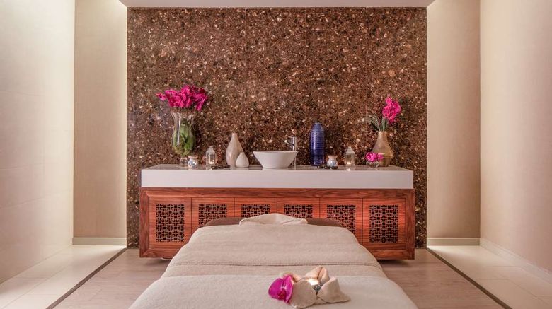 <b>Tivoli Carvoeiro Algarve Resort Spa</b>. Images powered by <a href="https://iceportal.shijigroup.com/" title="IcePortal" target="_blank">IcePortal</a>.