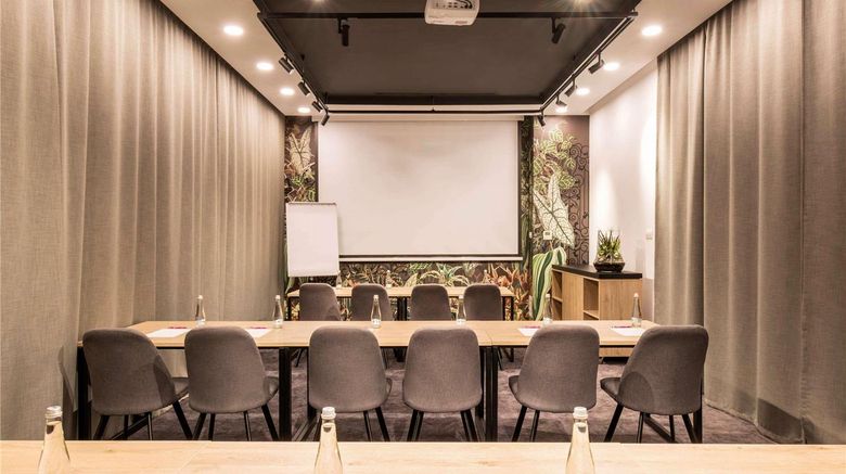 <b>Ibis Styles Krakow Santorini Meeting</b>. Images powered by <a href="https://iceportal.shijigroup.com/" title="IcePortal" target="_blank">IcePortal</a>.