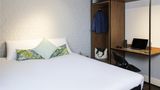 Ibis Brussels Centre Chatelain Room