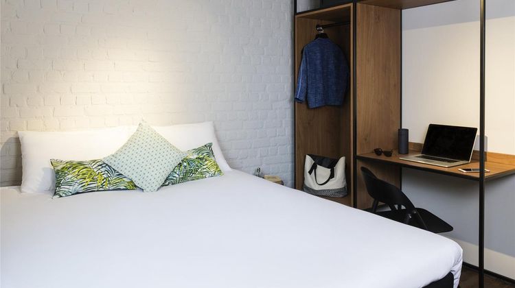 Ibis Brussels Centre Chatelain Room