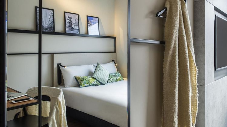 Ibis Brussels Centre Chatelain Room