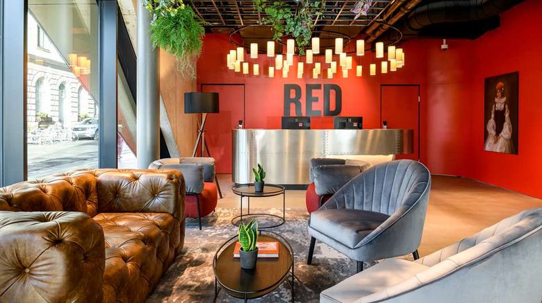 <b>Radisson Red Vienna Lobby</b>. Images powered by <a href="https://iceportal.shijigroup.com/" title="IcePortal" target="_blank">IcePortal</a>.