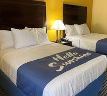 Days Inn Morrow Southlake Room