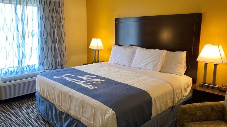 Days Inn Morrow Southlake Room
