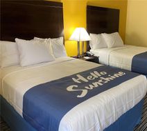 Days Inn Morrow Southlake Room