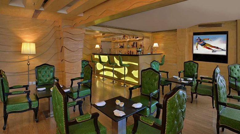 <b>Taurus Hotel & Conventions Restaurant</b>. Images powered by <a href="https://iceportal.shijigroup.com/" title="IcePortal" target="_blank">IcePortal</a>.