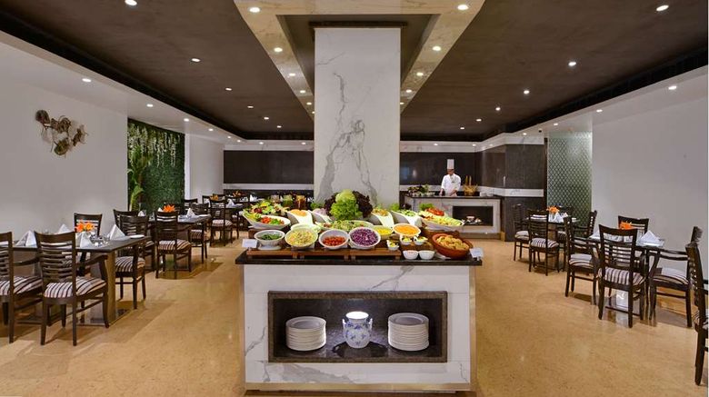 <b>Taurus Hotel & Conventions Restaurant</b>. Images powered by <a href="https://iceportal.shijigroup.com/" title="IcePortal" target="_blank">IcePortal</a>.