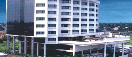 Gokulam Park Inn Exterior