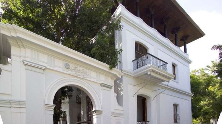<b>Le Dupleix Exterior</b>. Images powered by <a href="https://iceportal.shijigroup.com/" title="IcePortal" target="_blank">IcePortal</a>.