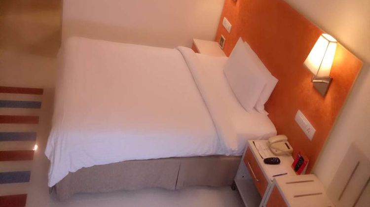 Aditya Hometel Room