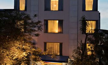Sarovar Portico Naraina