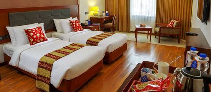 Classic Sarovar Portico Room