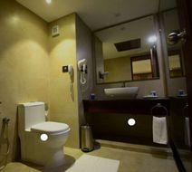 Classic Sarovar Portico Room