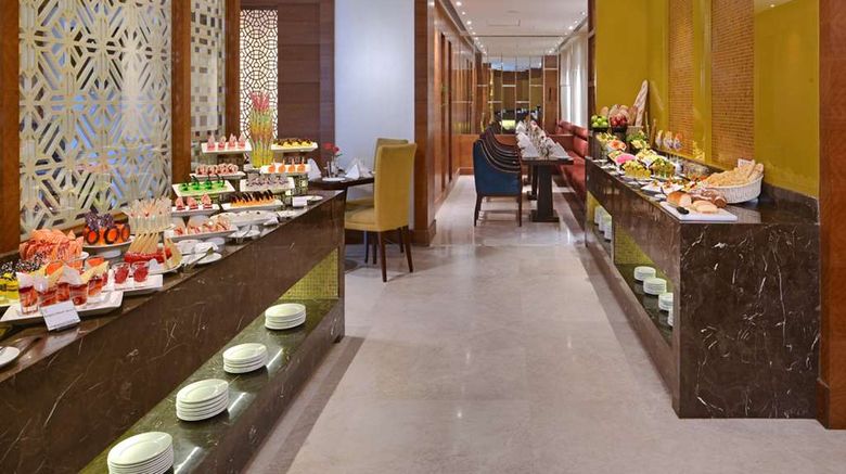<b>Golden Sarovar Portico Amritsar Restaurant</b>. Images powered by <a href="https://iceportal.shijigroup.com/" title="IcePortal" target="_blank">IcePortal</a>.