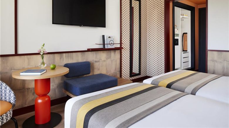 <b>Avani Avenida Liberdade Lisbon Hotel Room</b>. Images powered by <a href="https://iceportal.shijigroup.com/" title="IcePortal" target="_blank">IcePortal</a>.