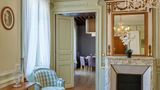 Clos de Bourgogne Lobby