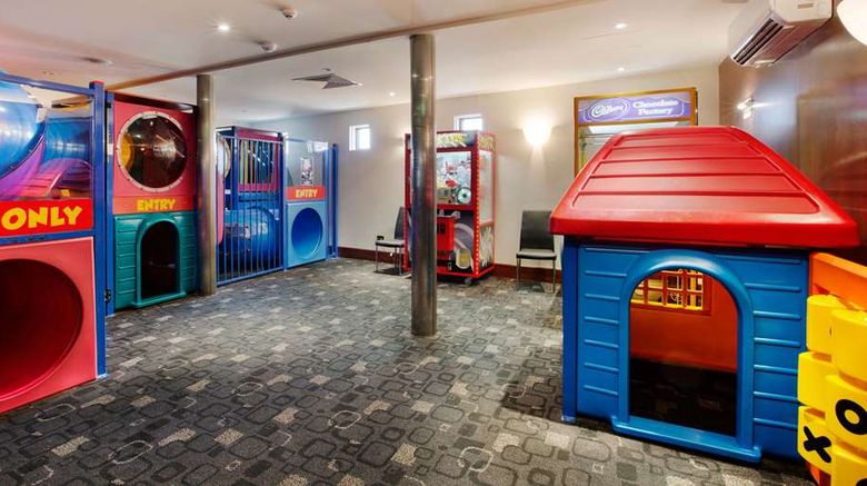 <b>Nightcap at Playford Tavern Recreation</b>. Images powered by <a href="https://iceportal.shijigroup.com/" title="IcePortal" target="_blank">IcePortal</a>.