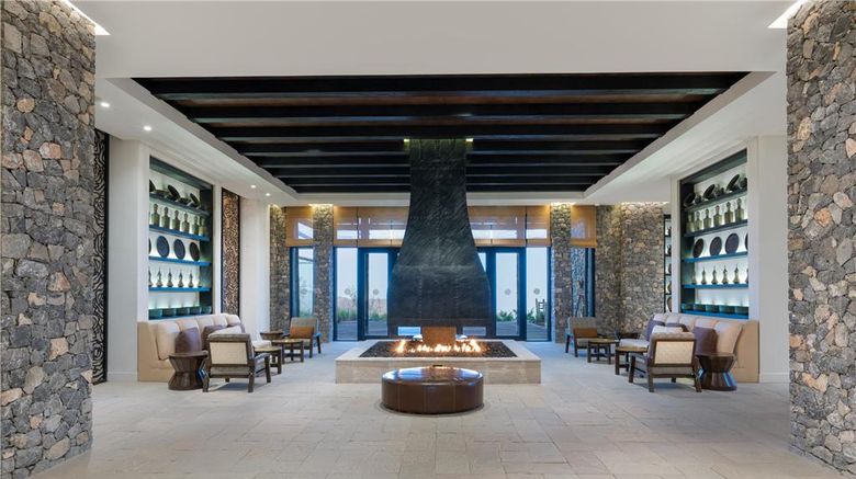 <b>Alila Jabal Akhdar Lobby</b>. Images powered by <a href="https://iceportal.shijigroup.com/" title="IcePortal" target="_blank">IcePortal</a>.