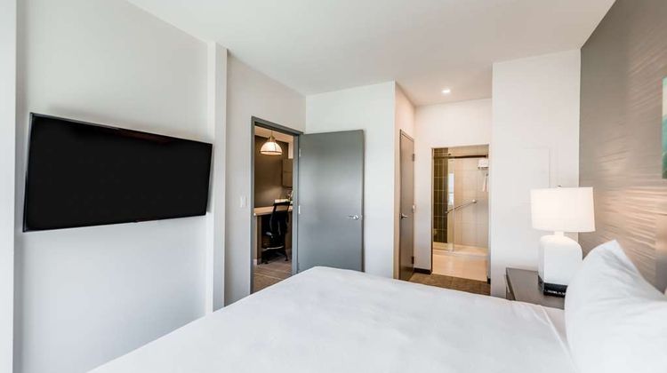 Hyatt House Winnipeg Southwest Suite