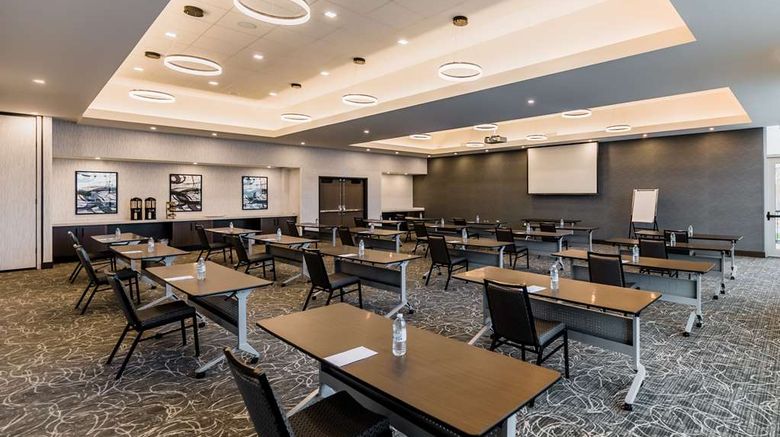 <b>Hyatt House Winnipeg Southwest Lobby</b>. Images powered by <a href="https://iceportal.shijigroup.com/" title="IcePortal" target="_blank">IcePortal</a>.