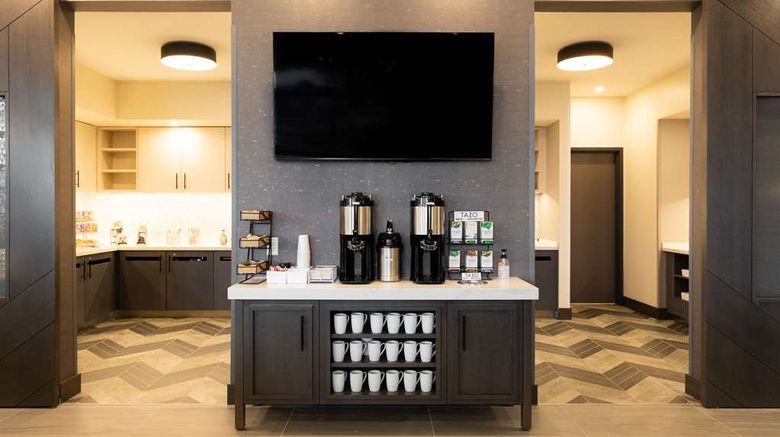 <b>Hyatt House Winnipeg Southwest Restaurant</b>. Images powered by <a href="https://iceportal.shijigroup.com/" title="IcePortal" target="_blank">IcePortal</a>.