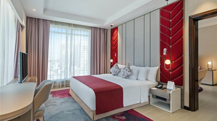 Occidental Al Jaddaf Suite
