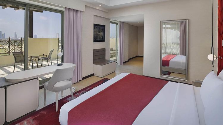 Occidental Al Jaddaf Suite