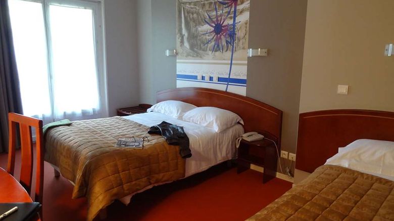 <b>Citotel De La Marne Room</b>. Images powered by <a href="https://iceportal.shijigroup.com/" title="IcePortal" target="_blank">IcePortal</a>.