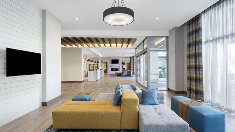 <b>Homewood Suites by Hilton Boston Lobby</b>. Images powered by <a href="https://iceportal.shijigroup.com/" title="IcePortal" target="_blank">IcePortal</a>.