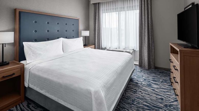 <b>Homewood Suites by Hilton Boston Room</b>. Images powered by <a href="https://iceportal.shijigroup.com/" title="IcePortal" target="_blank">IcePortal</a>.
