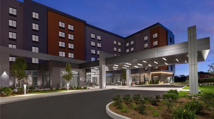 Hampton Inn Boston Woburn Exterior