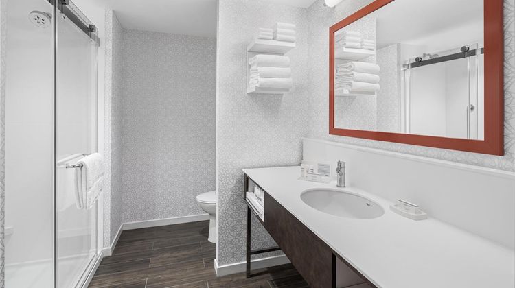 Hampton Inn Boston Woburn Room