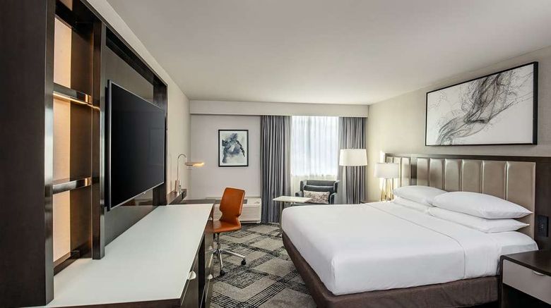 <b>DoubleTree by Hilton Washington DC North Room</b>. Images powered by <a href="https://iceportal.shijigroup.com/" title="IcePortal" target="_blank">IcePortal</a>.