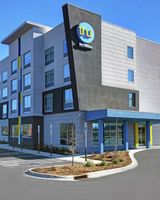Tru by Hilton Burlington