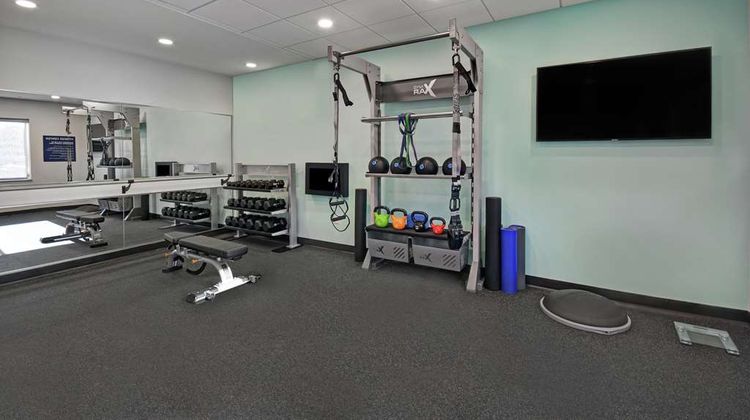 Tru by Hilton Burlington Health
