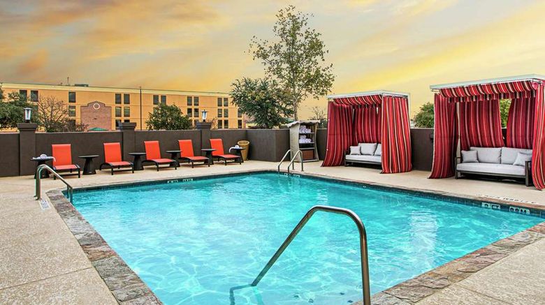 <b>DoubleTree by Hilton San Antonio NW Pool</b>. Images powered by <a href="https://iceportal.shijigroup.com/" title="IcePortal" target="_blank">IcePortal</a>.
