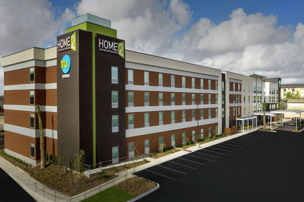 Home2 Suites by Hilton Lackland SeaWorld- First Class San Antonio