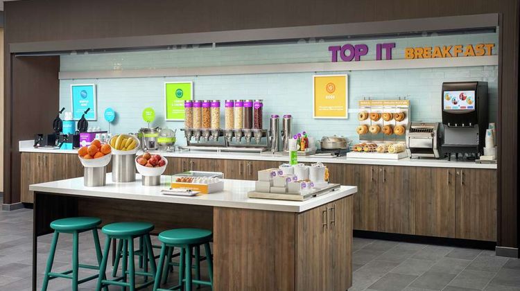 Tru by Hilton Lackland SeaWorld Restaurant