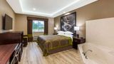 Super 8 by Wyndham Kingwood Suite